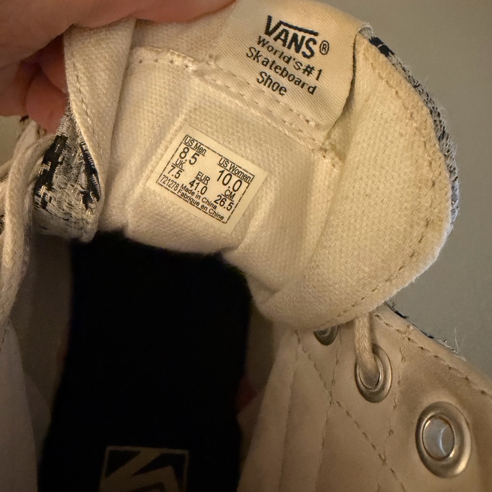 Vans White Canvas High-Top Sneakers with Black Insole - Picture 4 of 4